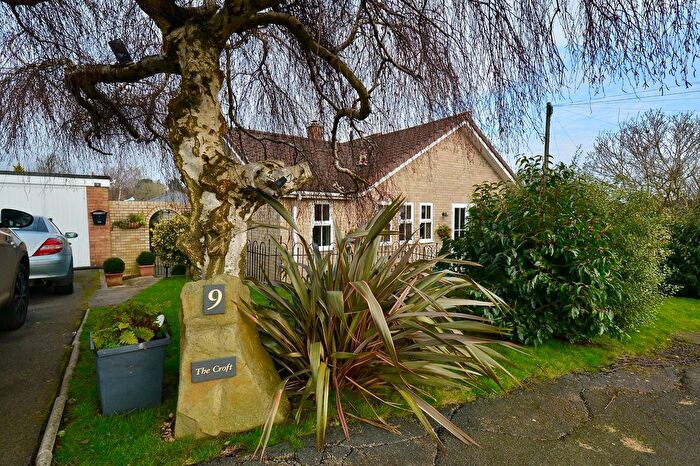 2 Bedroom Semi-Detached Bungalow For Sale In The Croft, Church Lench, WR11