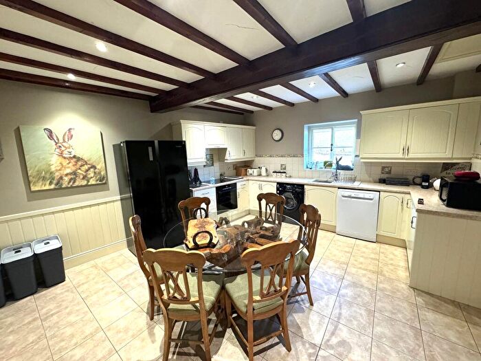 3 Bedroom Barn Conversion To Rent In Third Lane, Ashby-cum-Fenby, Grimsby, DN37