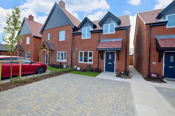 3 Bedroom Semi-Detached House To Rent In Water Meadows Way, Pagham, Bognor Regis, PO21