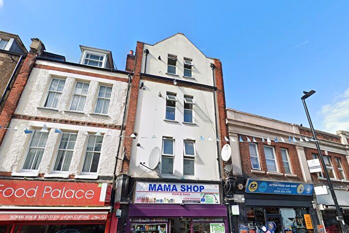 7 Bedroom Flat To Rent In Horn Lane, London, W3