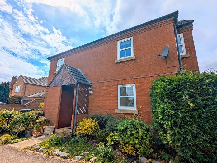 1 Bedroom Flat To Rent In Mill Road, Woodford, Kettering, NN14