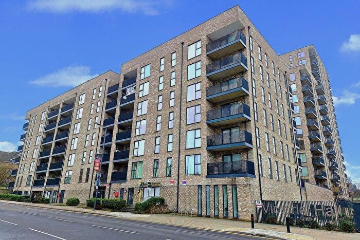 1 Bedroom Flat For Sale In Moore House, Sheepcote Road, HA1