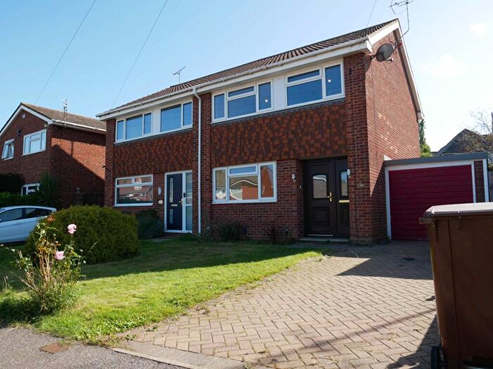 3 Bedroom Semi-Detached House To Rent In Hazelmere Drive, Gillingham, Kent, ME7