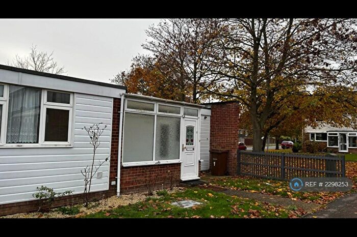 2 Bedroom Bungalow To Rent In Kyetop Walk, Gillingham, ME8