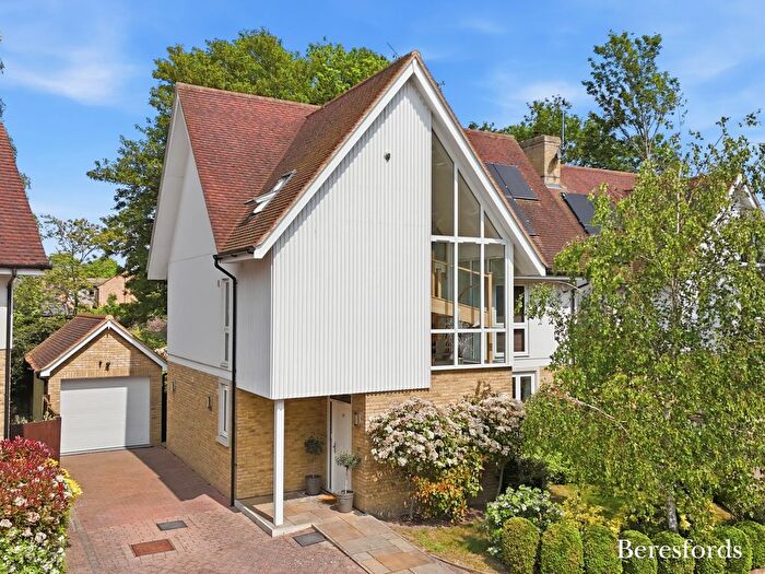5 Bedroom Detached House For Sale In Chignal Road, Chelmsford, CM1