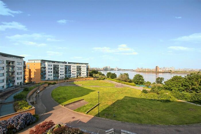 2 Bedroom Flat To Rent In Tideslea Path, London, SE28