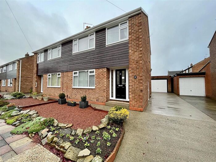 3 Bedroom Semi Detached House For Sale In Kirkfield Road, Darlington, DL3