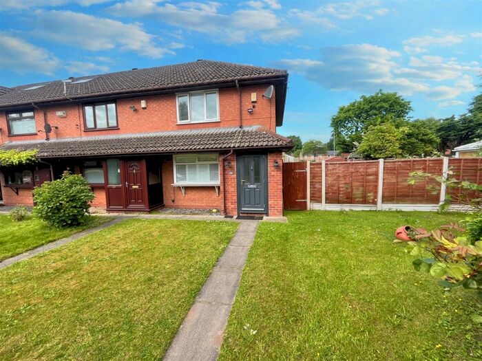 2 Bedroom End Of Terrace House To Rent In Manor Avenue, Sale, M33