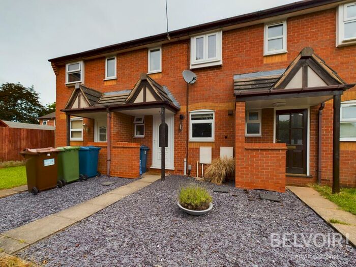 2 Bedroom Town House To Rent In Walland Grove, Doxey Fields, Stafford, ST16