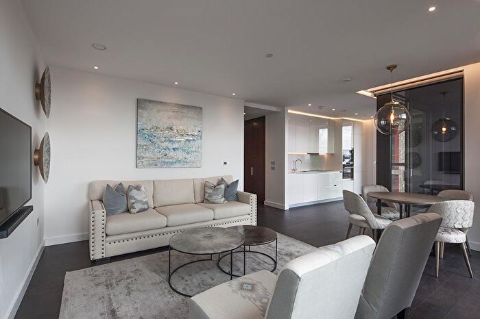 2 Bedroom Flat To Rent In The Residence, Charles Clowes Walk, Nine Elms, London, SW11