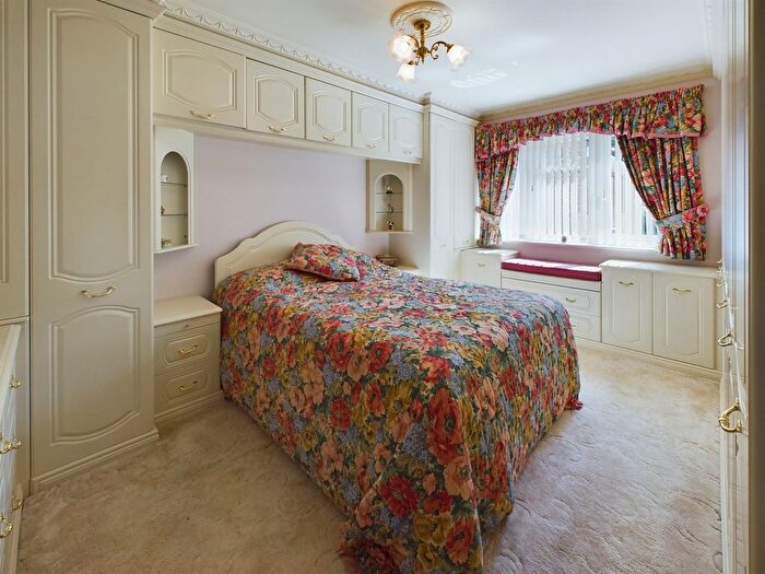 3 Bedroom Detached Bungalow For Sale In Langhorns Lane, Outwell, Wisbech, PE14