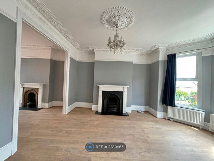 3 Bedroom Terraced House To Rent In Griffin Road, London, SE18