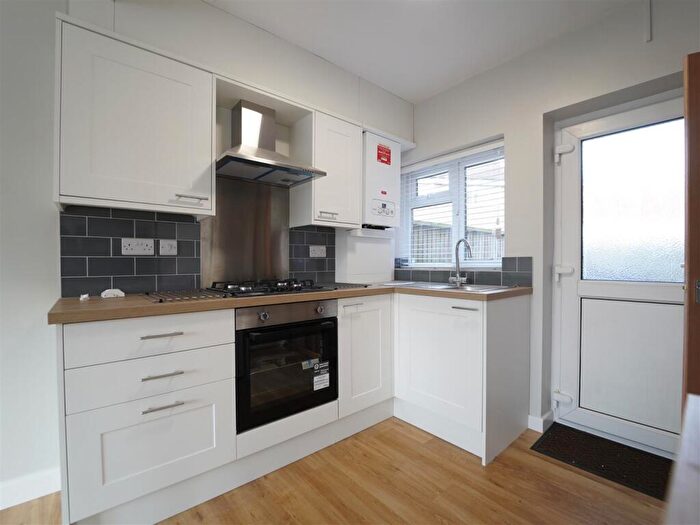 2 Bedroom End Of Terrace House To Rent In Bridge Street, Kenilworth, CV8