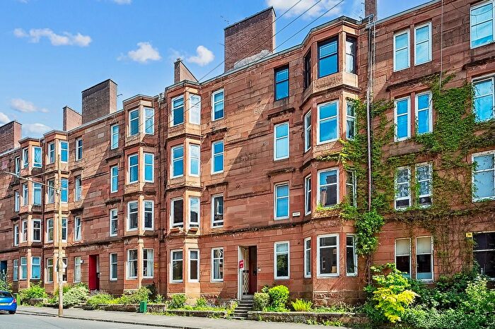 2 Bedroom Flat To Rent In Garrioch Road, North Kelvinside, Glasgow, G20