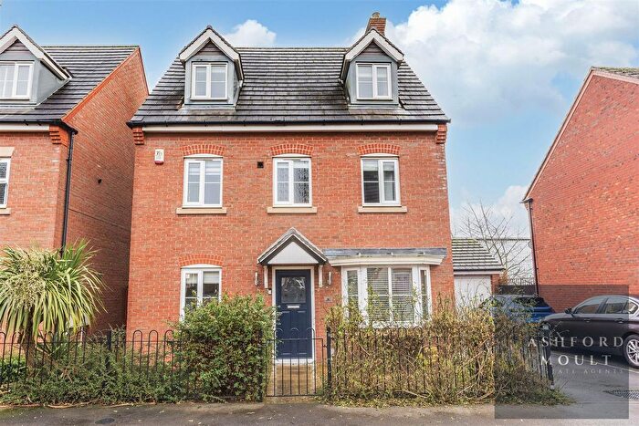 5 Bedroom Detached House For Sale In James Drive, Calverton, Nottingham, NG14