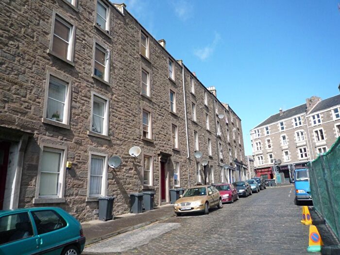 2 Bedroom Flat To Rent In Blackness Street, Dundee, DD1
