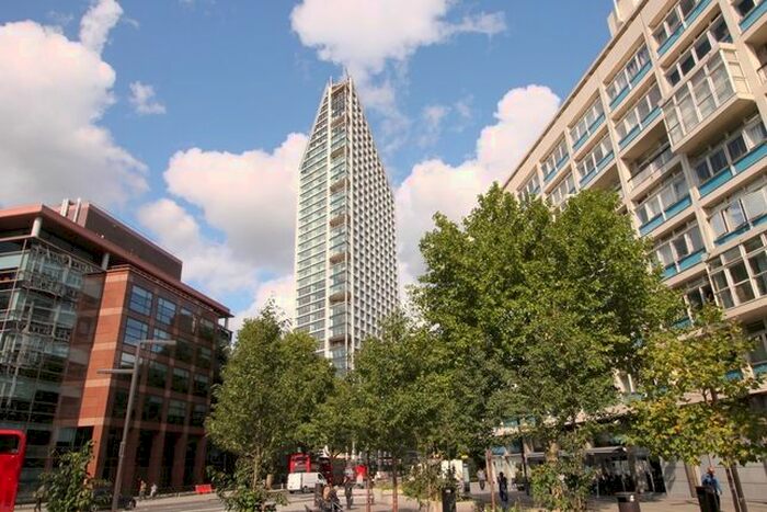 Studio To Rent In Two Fifty One, Southwark Bridge Road, Elephant And Castle, London, SE1