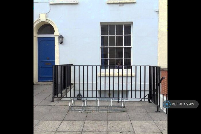 1 Bedroom Flat To Rent In Garden Meridian Place, Bristol, BS8