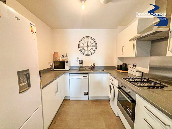 1 Bedroom Flat For Sale In Discovery Drive, Swanley, BR8