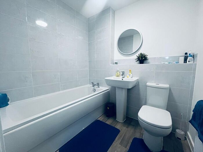 2 Bedroom Apartment To Rent In Underwood Close, Peterborough, PE3