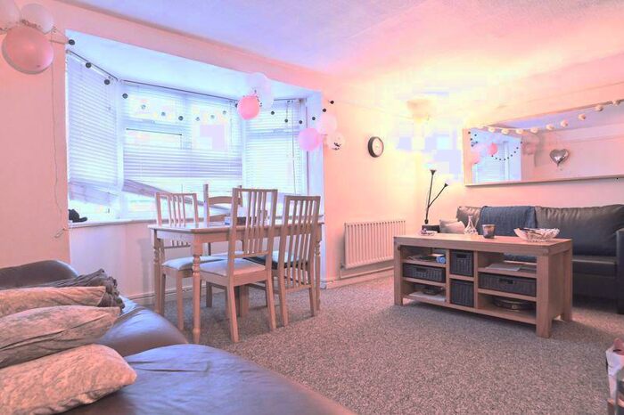 3 Bedroom Detached House To Rent In Finsbury Road, Brighton, BN2