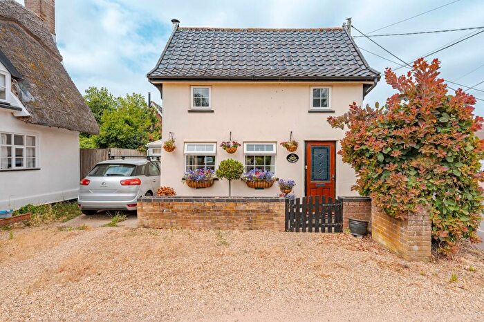 3 Bedroom Cottage For Sale In The Green, North Lopham, IP22