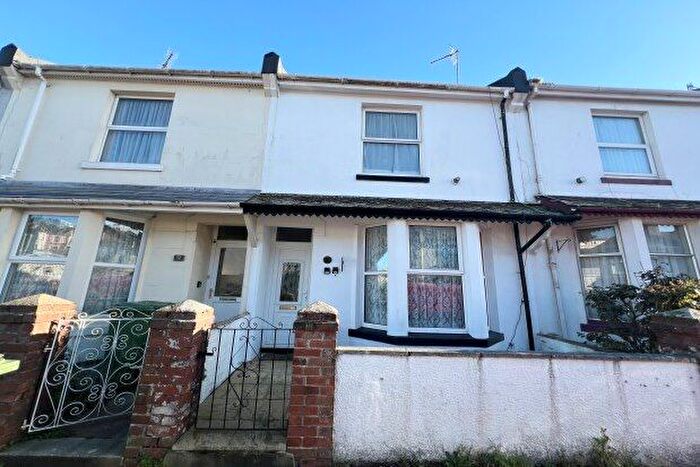2 Bedroom Property To Rent In Corsham Road, Paignton, TQ4