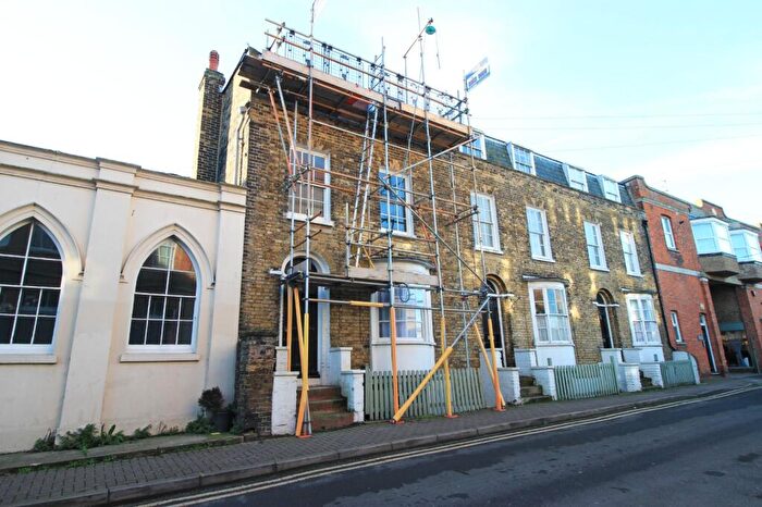 3 Bedroom Terraced House To Rent In New Street, Margate, Kent, CT9