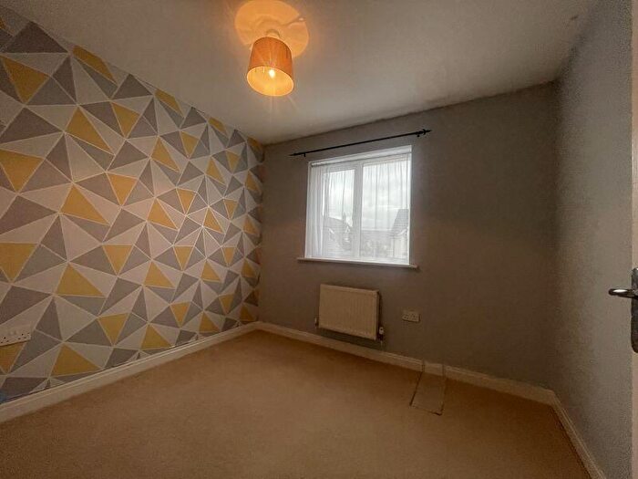 2 Bedroom Coach House For Sale In Biddiblack Way, Bideford, EX39