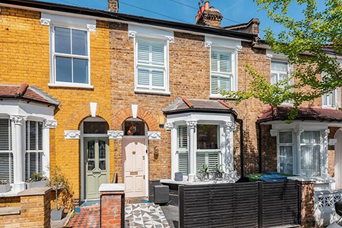 4 Bedroom Terraced House For Sale In Landells Road, East Dulwich, London, SE22