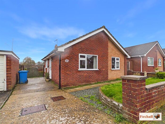 2 Bedroom Detached Bungalow For Sale In Knightsdale Road, Ipswich, IP1
