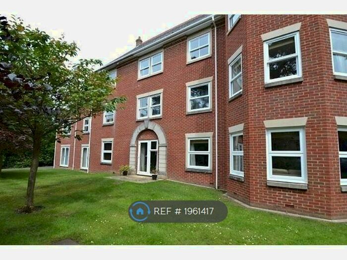 2 Bedroom Flat To Rent In Braidley Road, Bournemouth, BH2