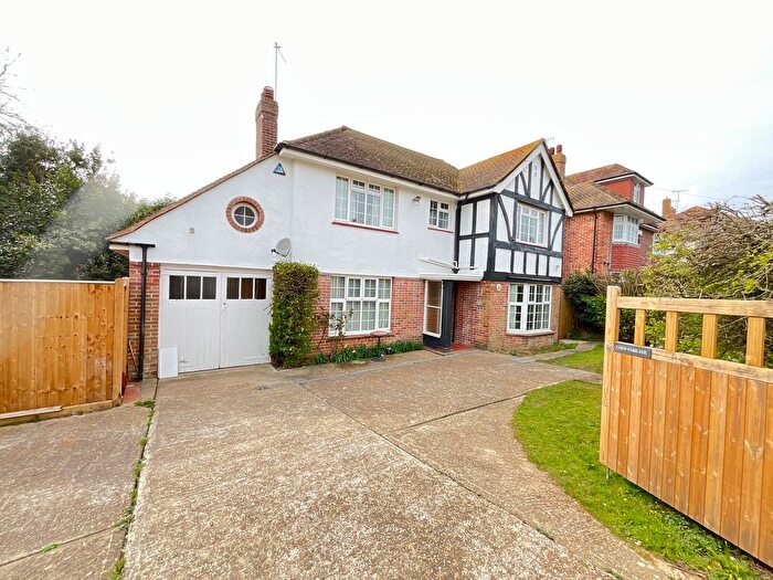 3 Bedroom Detached House For Sale In New Park Avenue, Bexhill-On-Sea, TN40