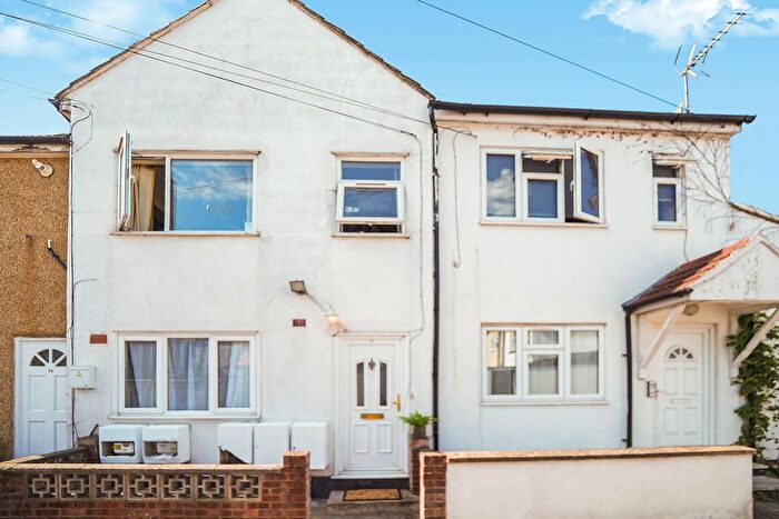 1 Bedroom Flat For Sale In Oakwood Place, Croydon, CR0