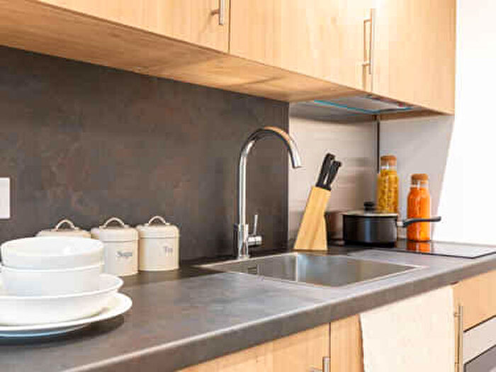 Flat To Rent In Townhouse Studio Plus, Elmstead Place, Elmstead Road, CO4