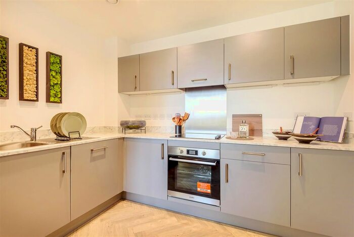 1 Bedroom Flat To Rent In Machine Works House, Pressing Lane, Hayes, UB3