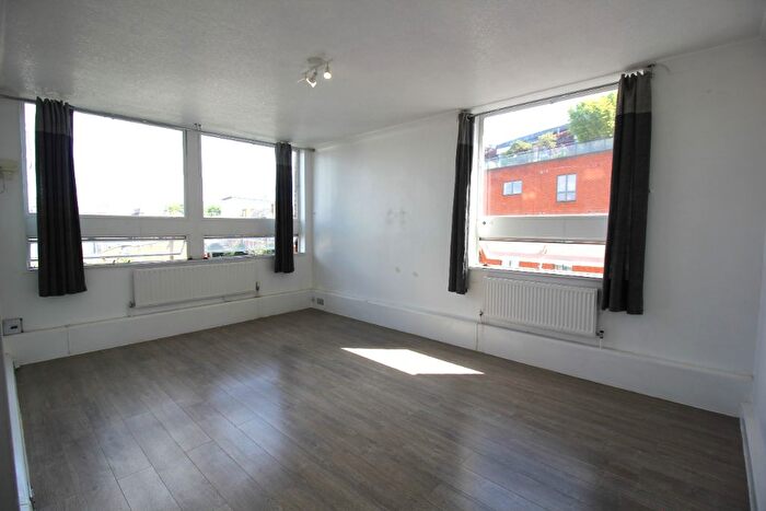 2 Bedroom Flat For Sale In Harrowby Street, Marylebone, London, W1H