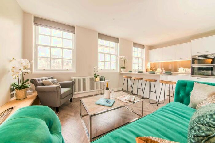 2 Bedroom Apartment To Rent In Henry Street, BA1