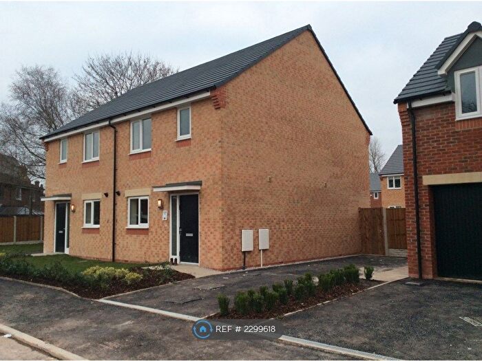 3 Bedroom Semi-Detached House To Rent In Holdness Road, Manchester, M18