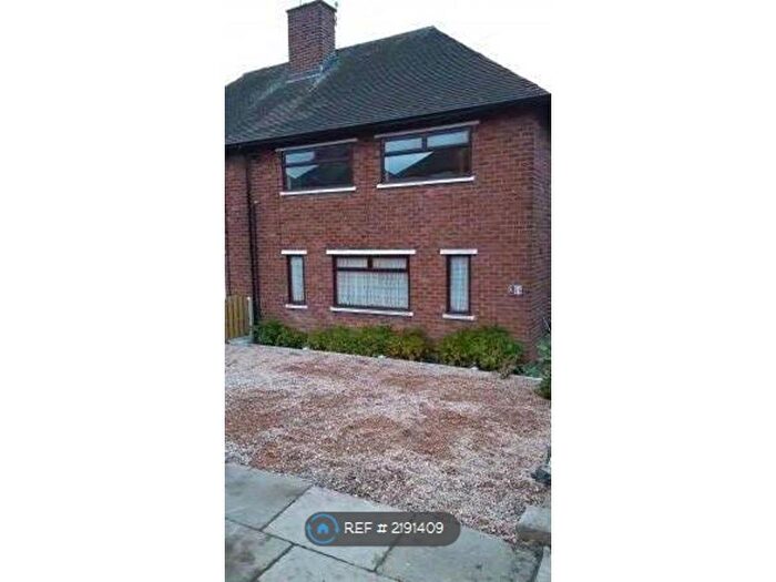 3 Bedroom Semi-Detached House To Rent In Delves Road, Sheffield, S12