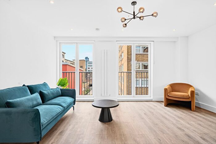 1 Bedroom Flat To Rent In Sidney Street, Whitechapel, London, E1