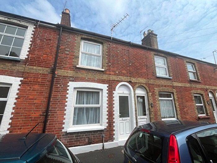 2 Bedroom Terraced House For Sale In Portland Street, Newport, Isle Of Wight, PO30