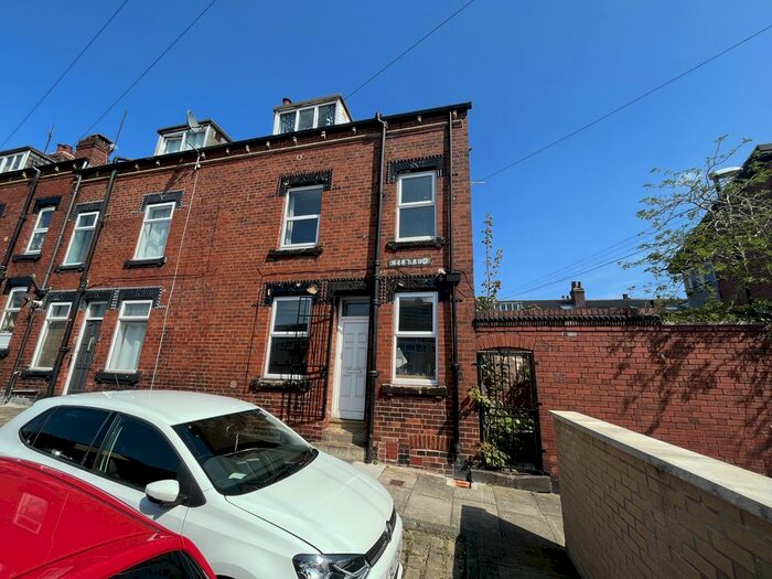 3 Bedroom Terraced House To Rent In Union Terrace, Leeds, West Yorkshire, LS7