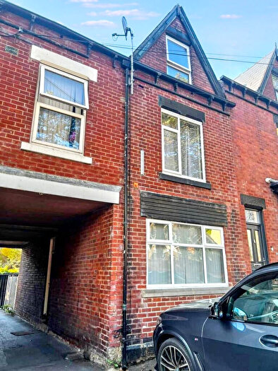 4 Bedroom End Of Terrace House For Sale In Sheldon Road, Sheffield, South Yorkshire, S7