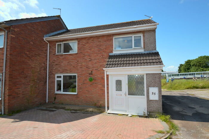 3 Bedroom End Of Terrace House To Rent In Carmarthen Close, Boverton, Llantwit Major, Vale Of Glamorgan, CF61