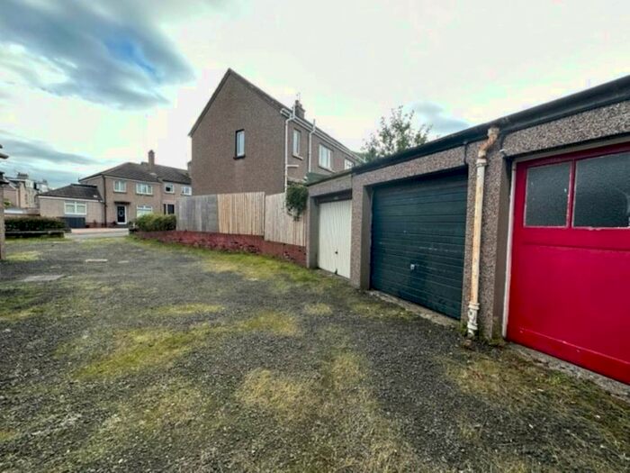 Garage / Parking To Rent In Warriston Drive, Inverleith, Edinburgh, EH3
