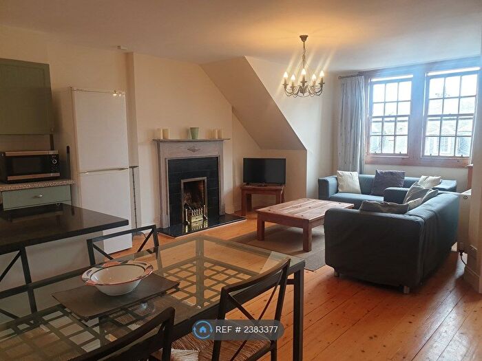 2 Bedroom Flat To Rent In Edinburgh, Edinburgh, EH2