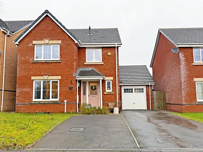 3 Bedroom Detached House For Sale In Clos Rhosyn, Llanharry, Pontyclun., CF72