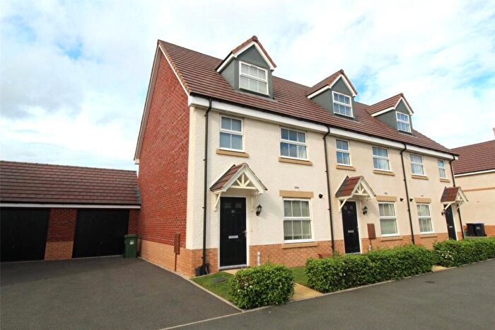 3 Bedroom End Of Terrace House To Rent In Lionheart Avenue, Bishops Tachbrook, Leamington Spa, Warwickshire, CV33