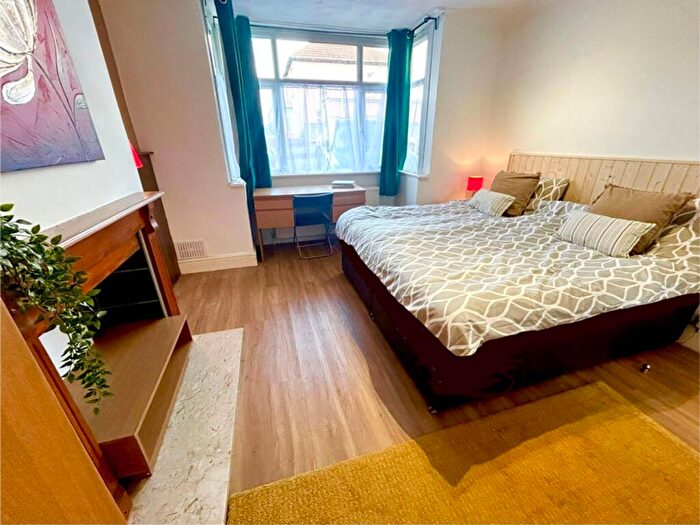 1 Bedroom House To Rent In Fourth Avenue, Bristol, BS7